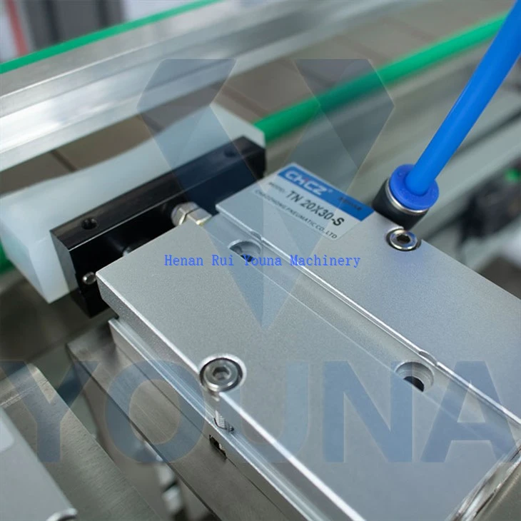 Automatic Glass Bottle Capping Machine price